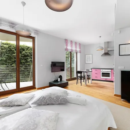 Plac Na Groblach 5 By Homeprime Apartamento *